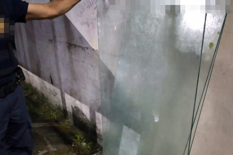 Ladrões depenam casa recém construída; Polícia recupera portas e janelas em loja de Móveis Usados - News Rondônia