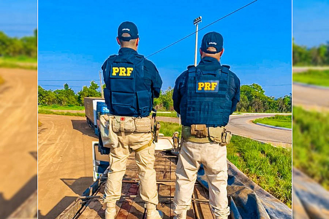 PRF apreende madeira ilegal em Humaitá-AM - News Rondônia