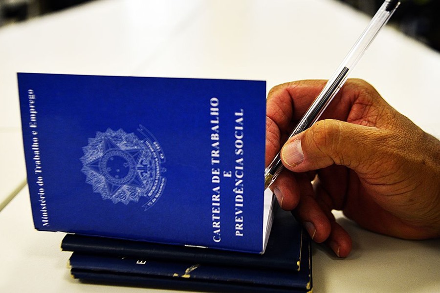 Taxa de desocupação fica em 8,6% no trimestre encerrado em fevereiro - News Rondônia