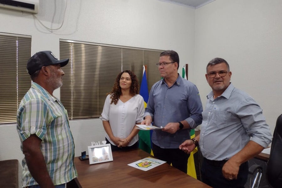 Títulos definitivos do Programa Papel Passado são entregues para moradores de Jardinópolis - News Rondônia