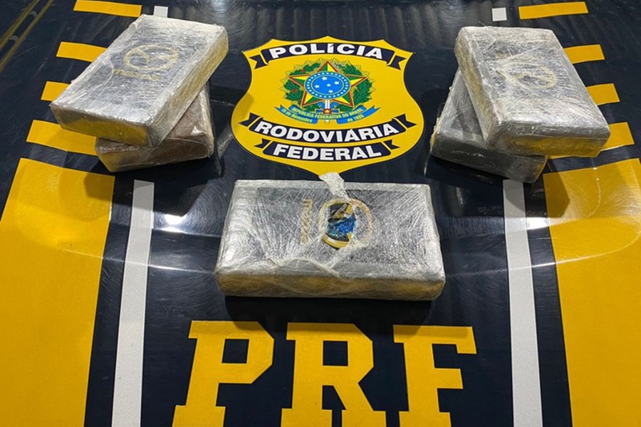 Em Ji-Paraná/RO, PRF prende dois homens por tráfico de drogas em ônibus interestadual - News Rondônia