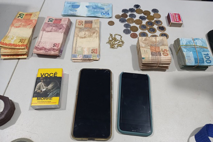 CAIU - Traficante foragido da justiça é preso com mais de R$20 mil reais no centro da capital - News Rondônia