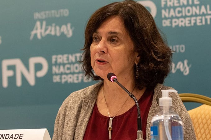 É hora de intensificar a vacinação, diz ministra sobre covid-19 - News Rondônia