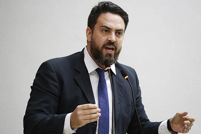Deputado Léo Moraes solicita debate sobre mães de pessoas com deficiência ou doenças raras - News Rondônia