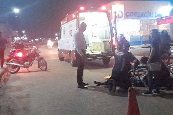 Motociclista sofre queda ao desviar de ciclista na zona leste - News Rondônia