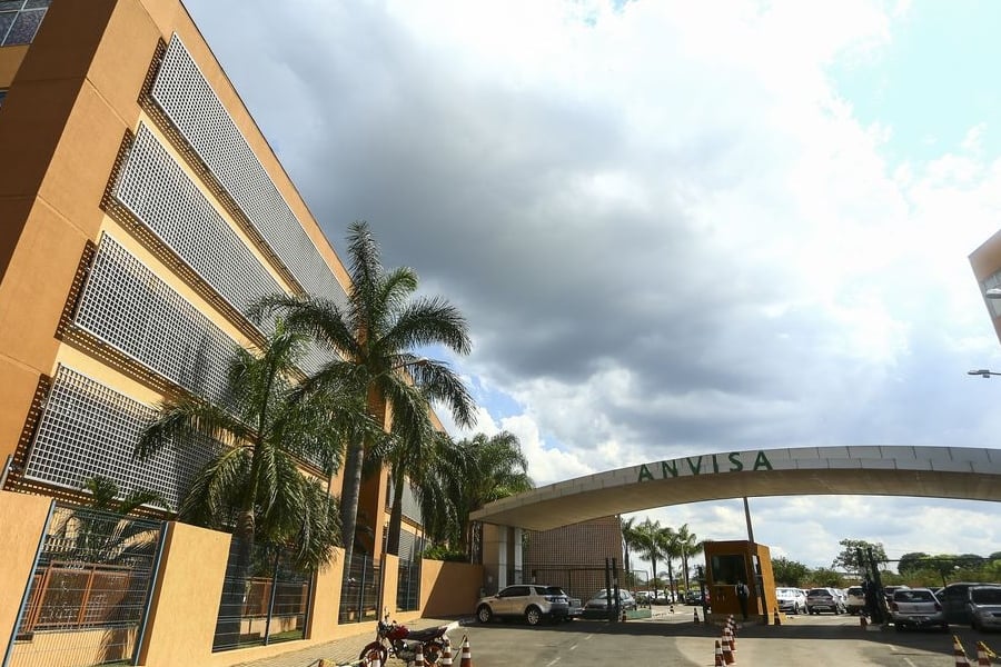 Anvisa libera venda de 930 pomadas para trançar ou modelar cabelos - News Rondônia