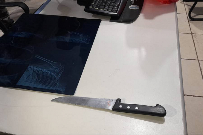 Homem é preso após tentar matar comerciante a facadas na zona leste - News Rondônia
