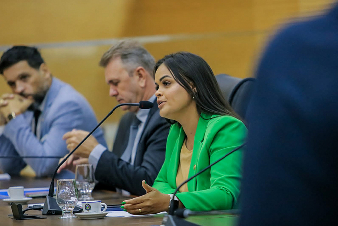 Dra. Taissa Sousa solicita, em caráter de urgência, policiamento ostensivo em escolas do Estado - News Rondônia