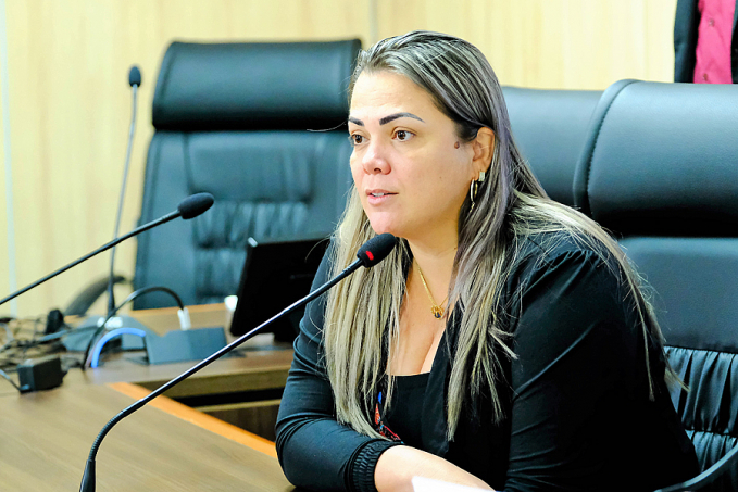 Cláudia de Jesus convida Comissão de Saúde para audiência pública em Ji-Paraná - News Rondônia