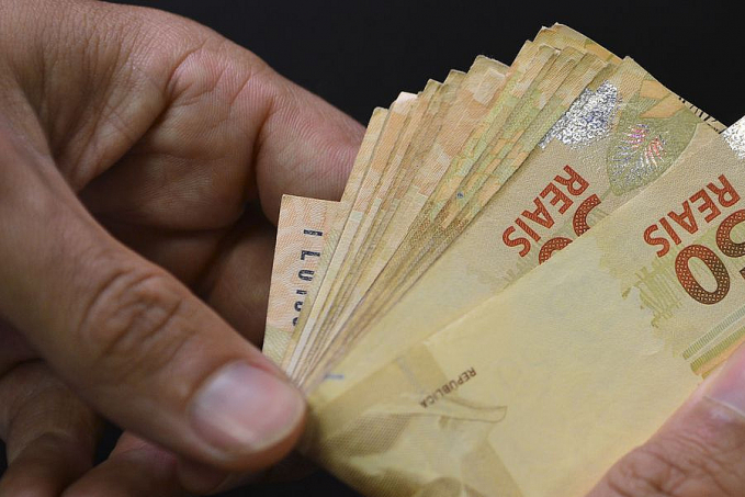 Mais de 2,7 milhões poderão sacar abono salarial a partir de abril - News Rondônia