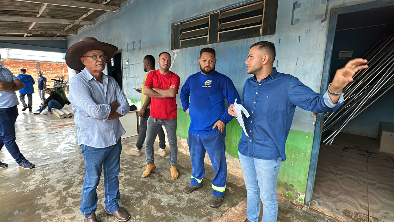 Prefeitura de Candeias instalará mais mil pontos de iluminação por toda a cidade - News Rondônia