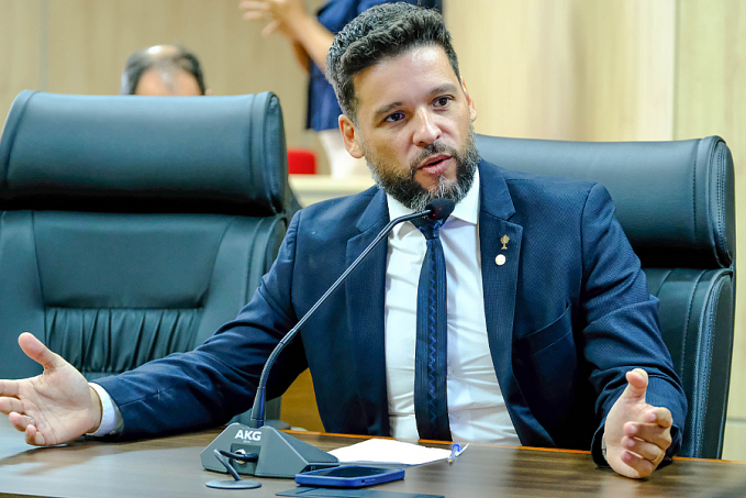 Delegado Camargo quer a advocacia da Assembleia habilitada no processo dos presos no 8 de janeiro - News Rondônia