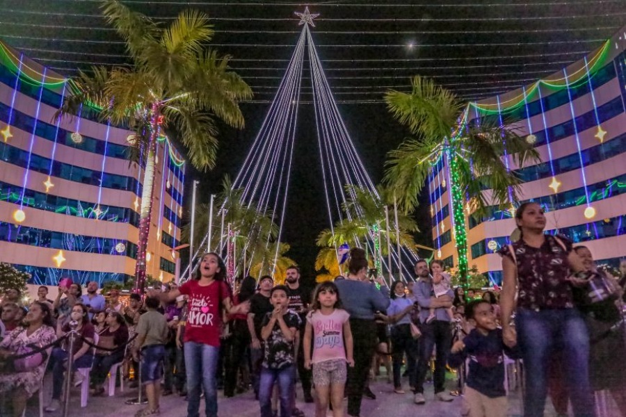 Com Natal de Luz, Governo reúne rondonienses e apresenta espetáculo de luzes e atrações culturais no Palácio Rio Madeira - News Rondônia