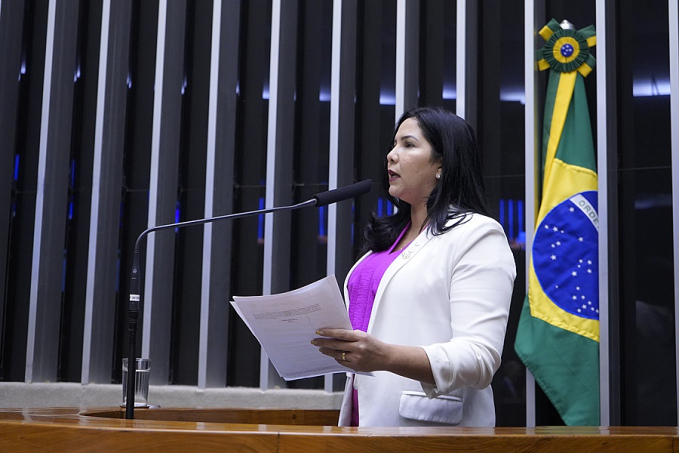Cristiane Lopes protocola projeto de lei para garantir segurança nas creches e escolas de todo Brasil - News Rondônia