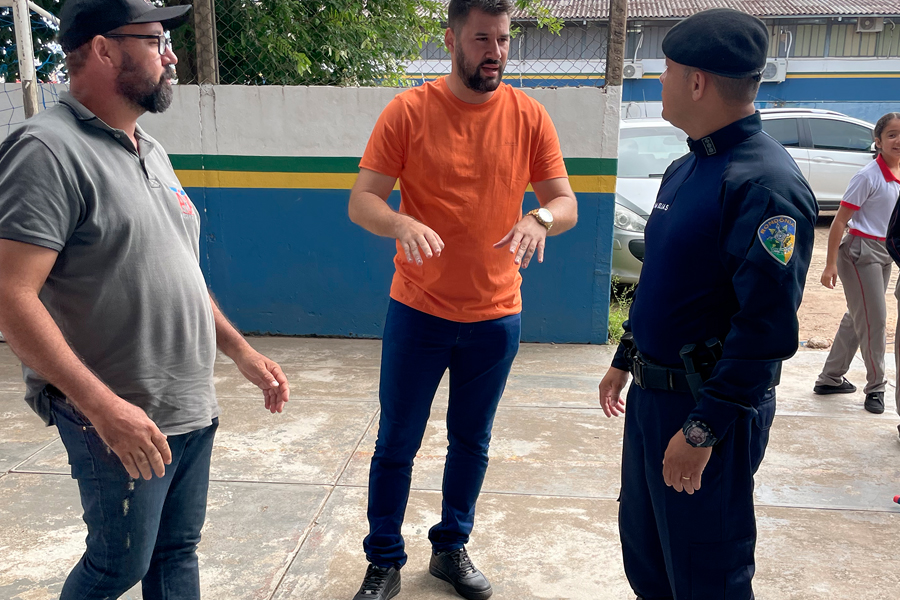 Deputado Nim Barroso visita Colégio Tiradentes, em Ji-Paraná - News Rondônia