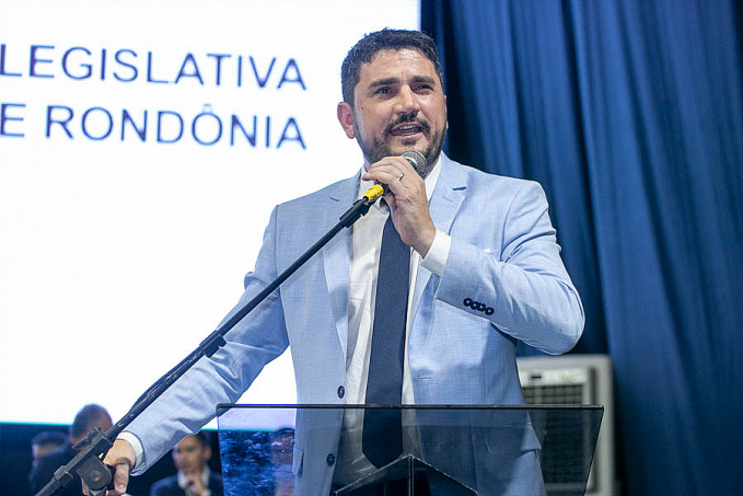 Deputado Jean Mendonça toma posse para dar início a segundo mandato na Assembleia Legislativa - News Rondônia