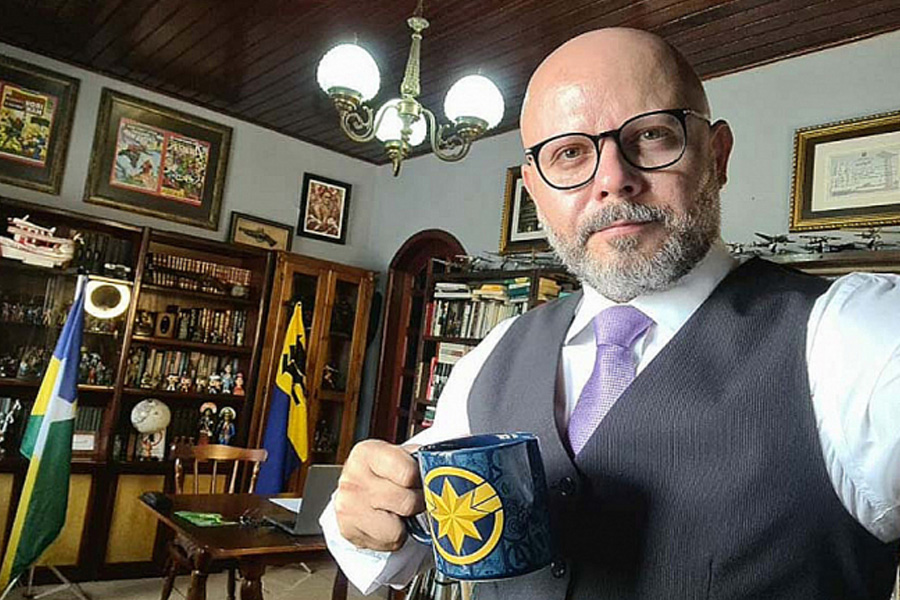 Vereador Aleks Palitot tem pedido atendido para serviço de reparo, pintura e sinalização na Rua Domingo Alegre - News Rondônia