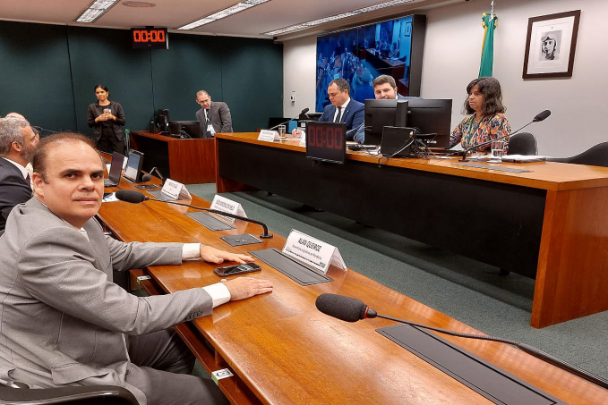 Deputado Alan Queiroz participa de audiência pública para tratar sobre a Ponte Binacional entre Guajará-Mirim (RO) e Guayaramerin na Bolívia - News Rondônia