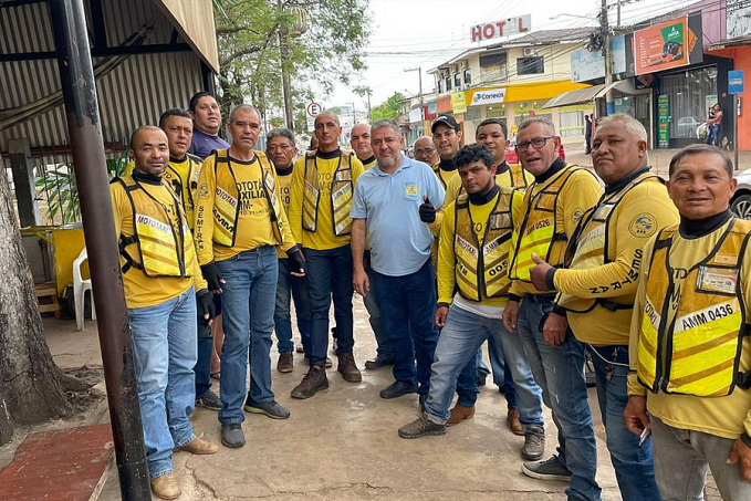 Fogaça reúne-se com mototaxistas e debate projetos de melhorias para a categoria - News Rondônia