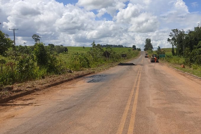DER finaliza manutenção na Linha-90 que liga ao distrito de Tancredópolis - News Rondônia