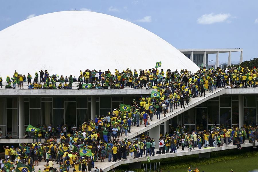STF tem placar de 7 a 0 para tornar réus mais 200 envolvidos no 8/1 - News Rondônia