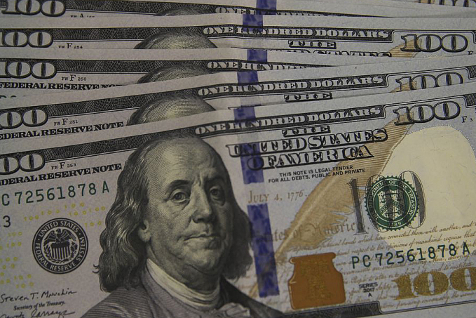 Dólar cai para R$ 5,30 com alívio no Brasil e no exterior - News Rondônia