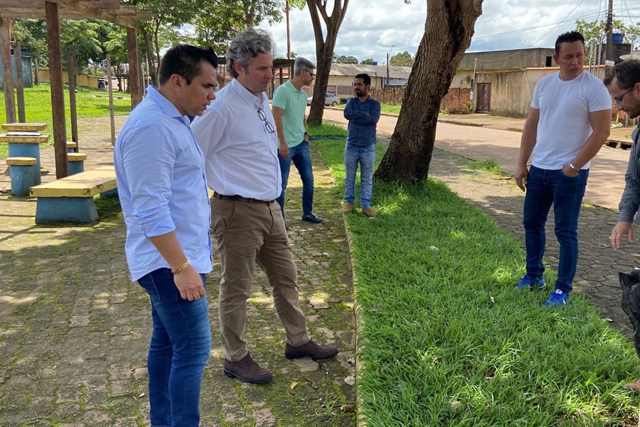 Vereador Edimilson Dourado fiscaliza espaços públicos e solicita serviços às secretarias - News Rondônia