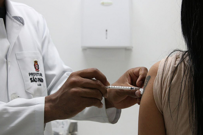 Covid-19: dose de reforço de vacina diferente protege mais, diz estudo - News Rondônia