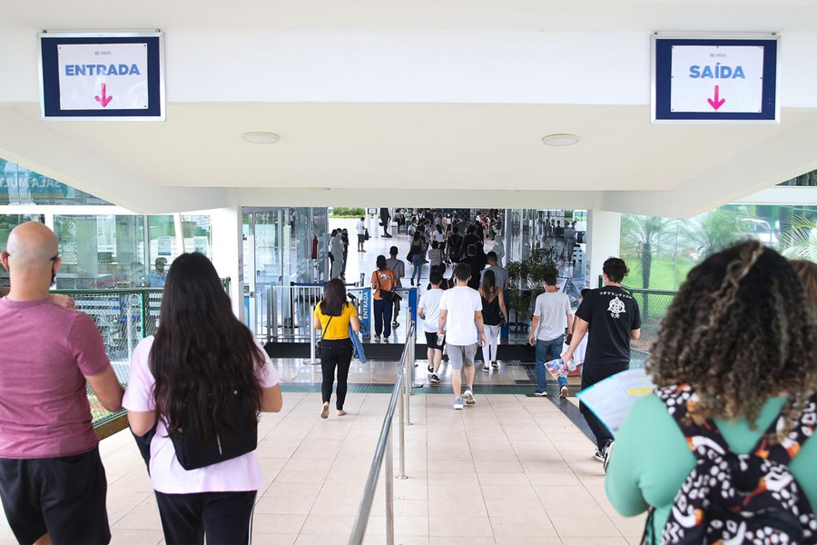 Enem começa domingo com prova de redação - News Rondônia