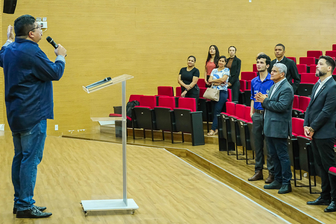 Assembleia recebe primeiro culto evangélico após requerimento do deputado Delegado Camargo - News Rondônia