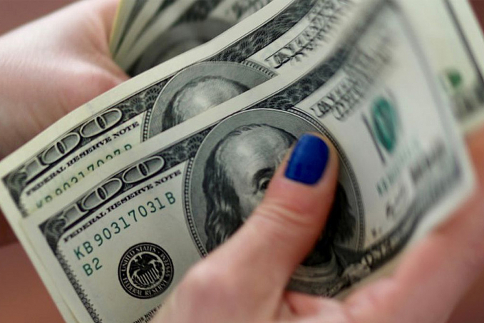 Dólar tem leve queda e fecha a R$ 5,16 - News Rondônia