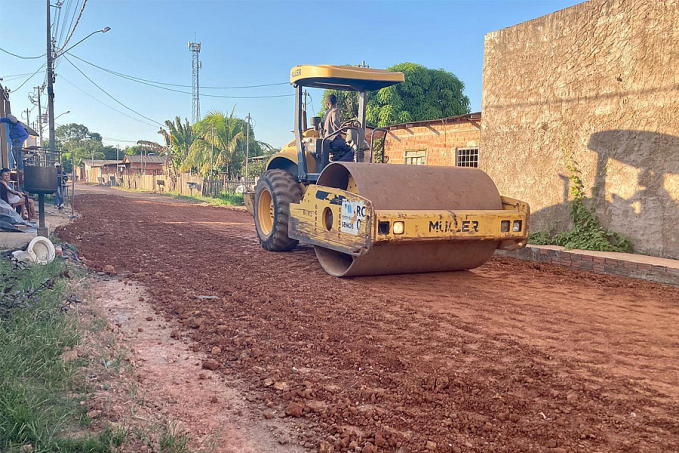 Vereador Márcio Pacele tem pedido atendido para serviço de limpeza e encascalhamento no bairro Rosalina de Carvalho - News Rondônia