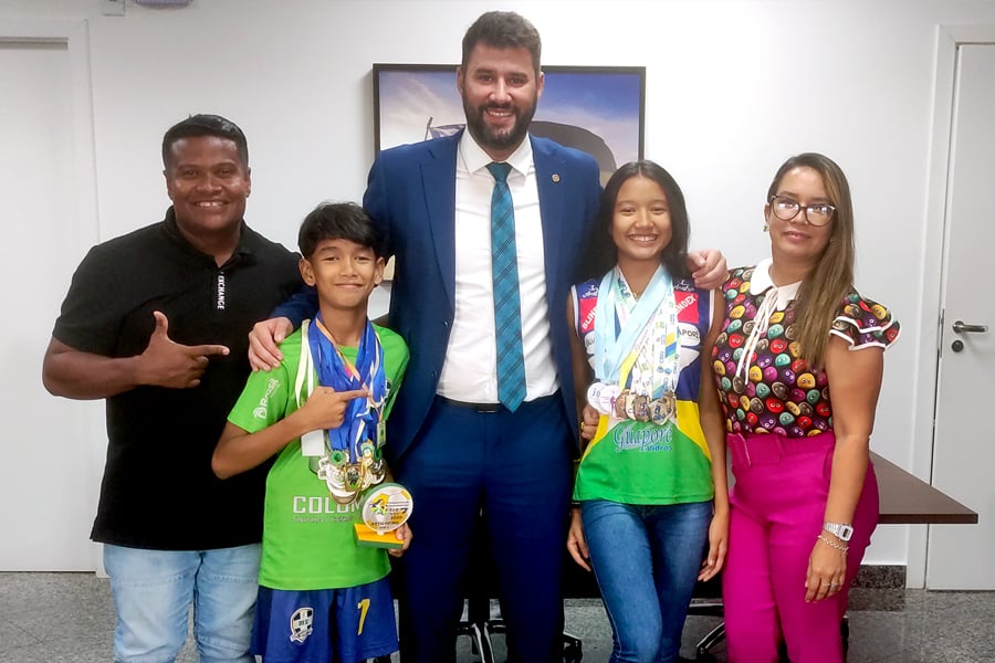 Deputado Nim Barroso apoia atleta que vai representar Rondônia no Mundial - News Rondônia