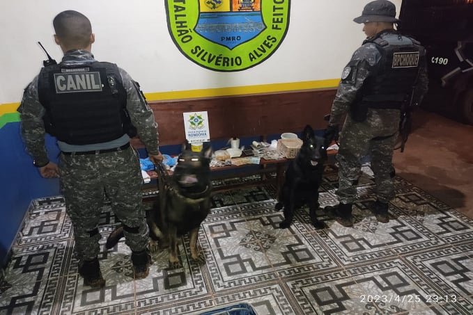 Polícia Militar apreende maconha, crack e cocaína no distrito de Extrema - News Rondônia