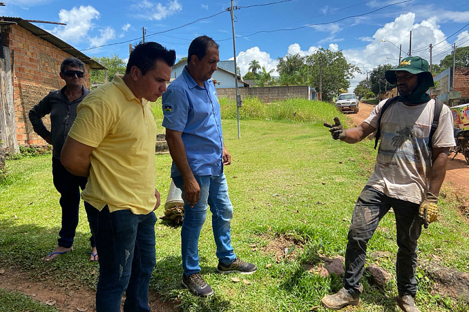 Semob realiza limpeza e manutenção em córrego na zona sul a pedido do vereador Edimilson Dourado - News Rondônia