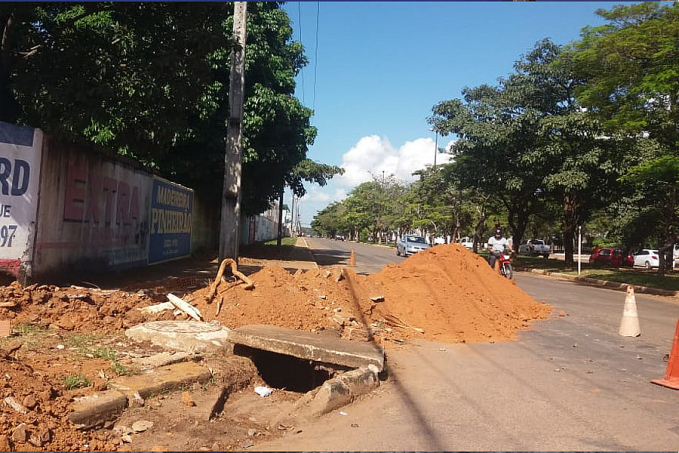 Limpeza de galerias em avenidas visa evitar alagamentos na época chuvosa - News Rondônia