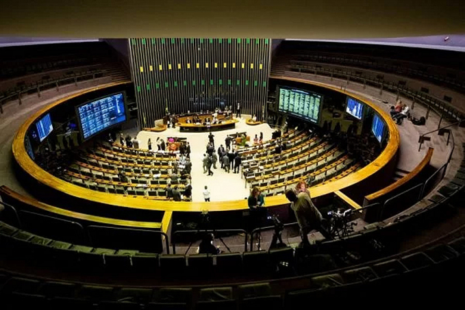 Proposta com relatório do Deputado Leo Moraes é aprovada na Comissão de Constituição e Justiça - News Rondônia