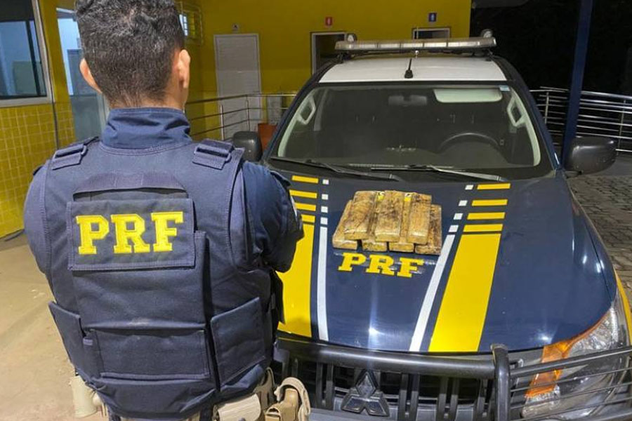 Homem que estava trazendo 07 kg de maconha em mochila para entregar em Vilhena é preso pela PRF em MT - News Rondônia