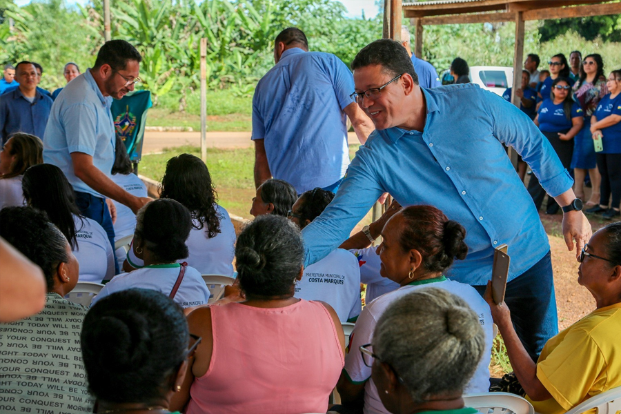 Costa Marques: Marcos Rocha inaugura mais uma unidade do Cras em RO - News Rondônia
