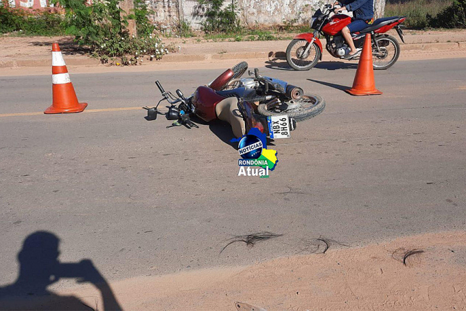 Acidente entre carro e moto deixa motociclista ferida em Ji-Paraná - News Rondônia