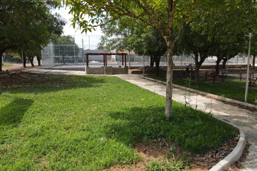 Revitalização da Praça Cohab vai garantir mais qualidade de vida aos moradores de Rolim de Moura - News Rondônia