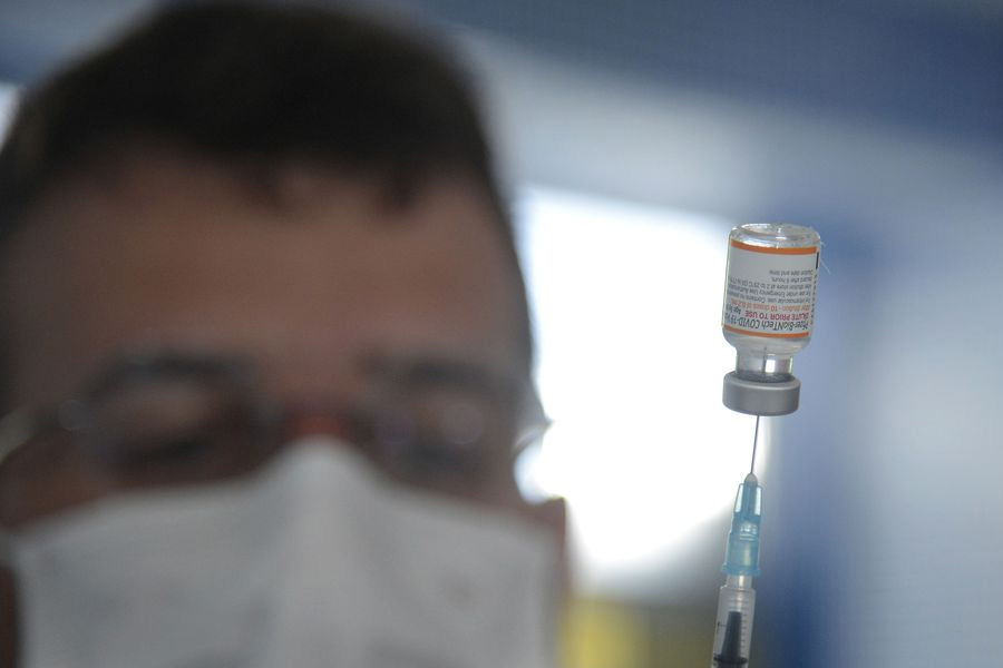 Brasil começa a aplicar vacina bivalente contra covid-19 - News Rondônia