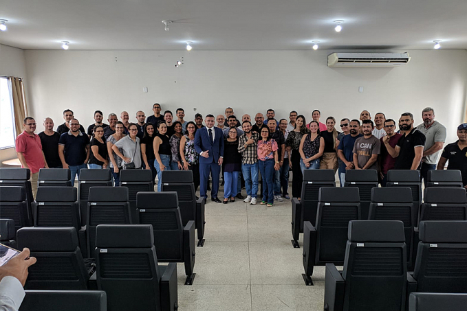 Deputado Ribeiro do Sinpol percorre o interior do Estado e detalha PCCS com a classe - News Rondônia