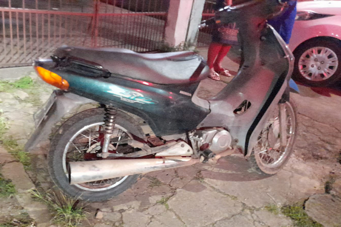 Homem pede ajuda de amigo após cair de moto na zona sul - News Rondônia