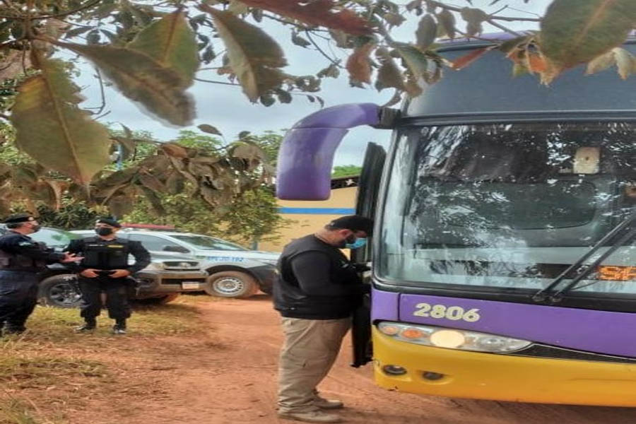 Fiscalização da Agero garante a segurança do transporte intermunicipal de passageiros em Rondônia - News Rondônia