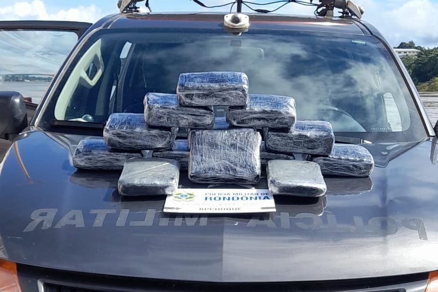 ATUALIZADA: Operação dos Choques do AM e RO apreende 15kg de drogas em embarcação na capital - News Rondônia