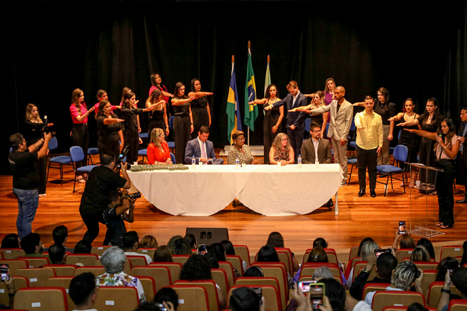 Cetas realiza formatura de residentes em Área Profissional da Saúde - News Rondônia