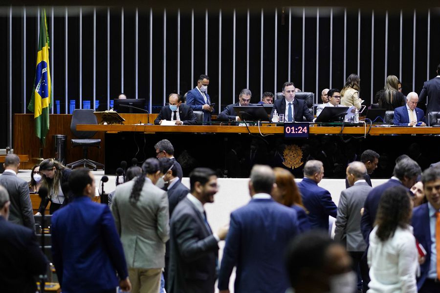 Câmara aprova PEC que garante pagamento do piso de enfermagem - News Rondônia