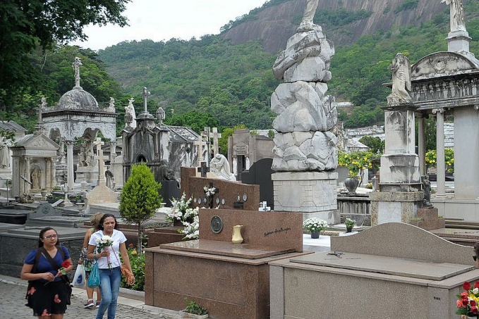 Número de mortes aumenta e de nascimentos cai em 2021 no país - News Rondônia