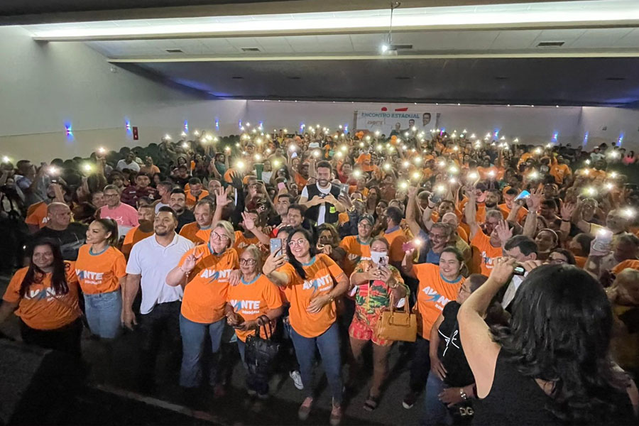 Deputado Jair Montes e André Janones são recebidos por multidão em encontro estadual do Avante Rondônia - News Rondônia